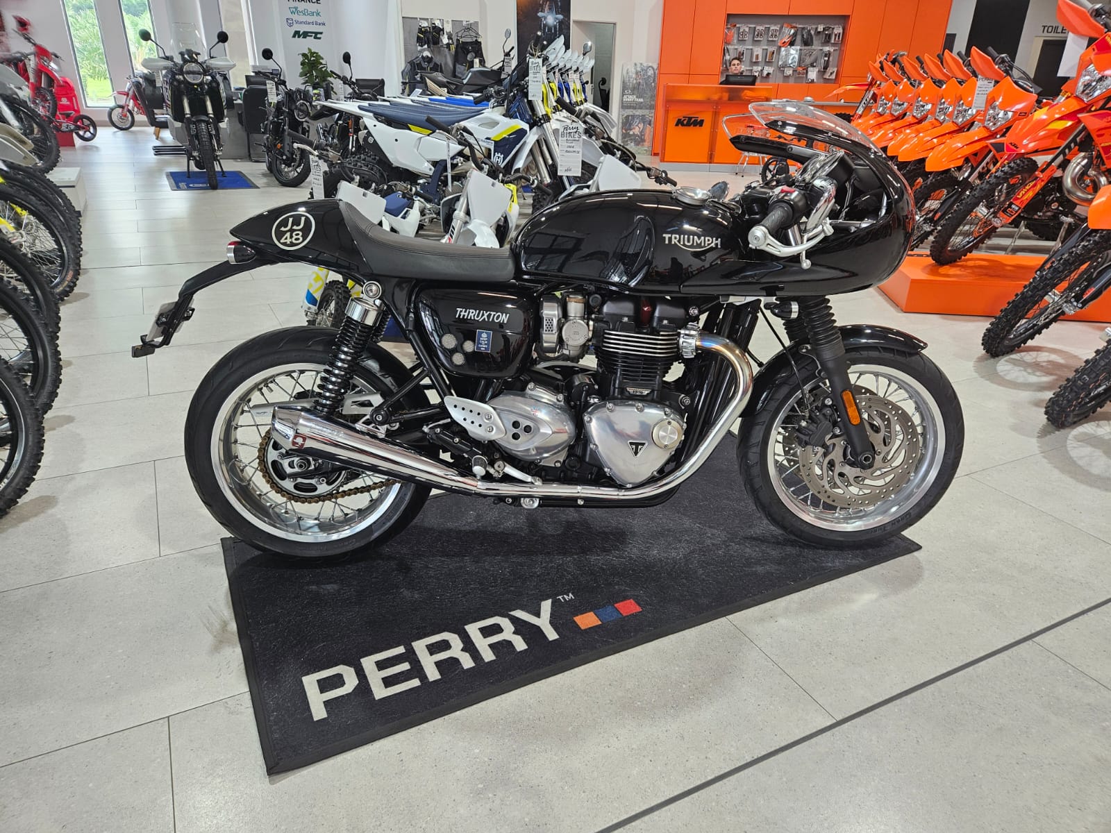 2016 Triumph Thruxton 1200