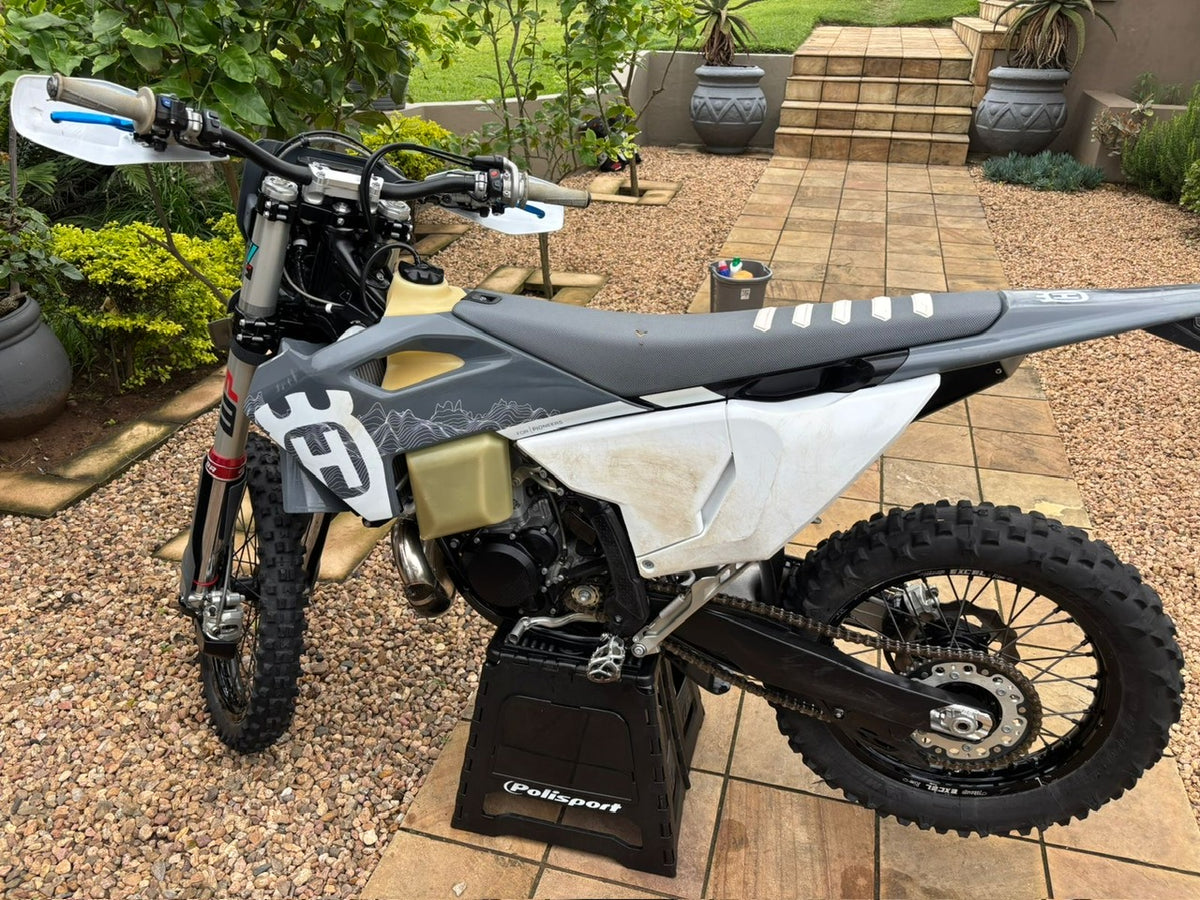 2024 Husqvarna TE300 Pro